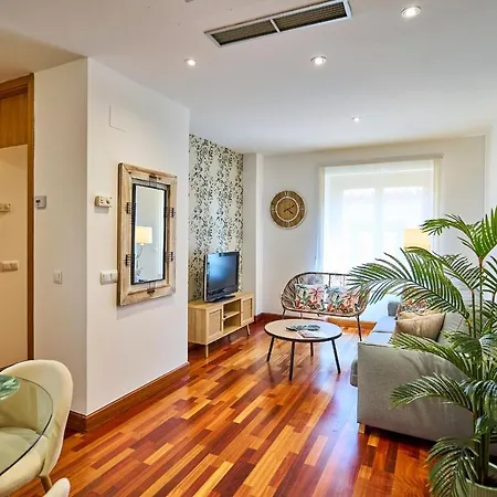 1 Plaza Mayor-prior 5-at By Victoria Apartment