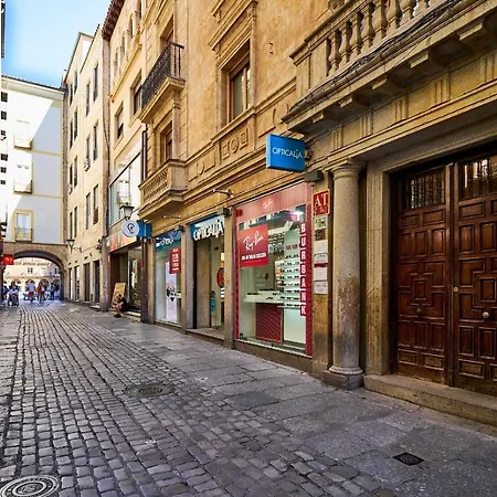 1 Plaza Mayor-prior 5-at By Victoria Apartment