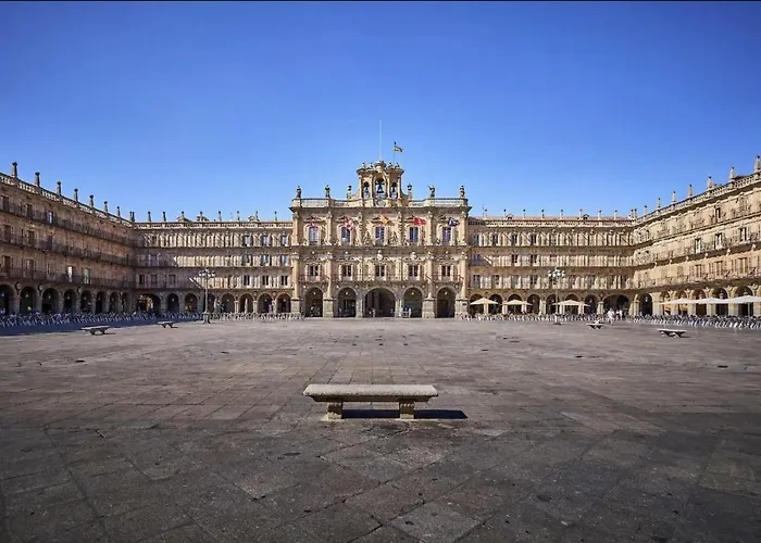 1 Plaza Mayor-prior 5-at By Victoria * Salamanca