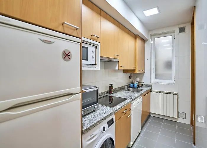 1 Plaza Mayor-prior 5-at By Victoria Appartement *